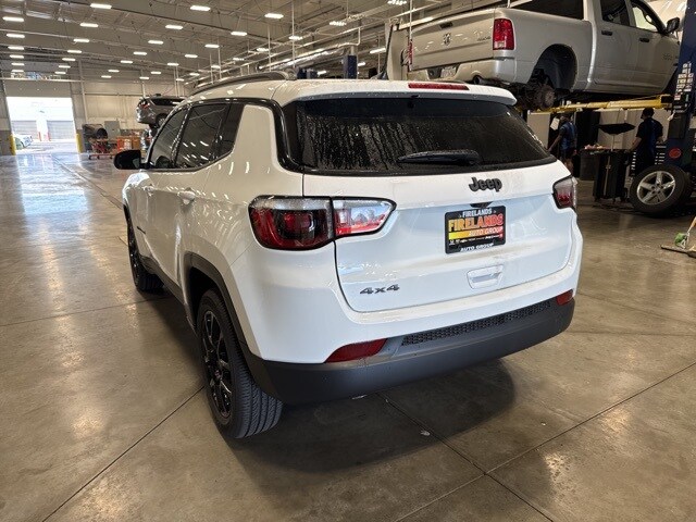 2025 Jeep Compass Latitude photo 4