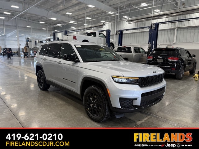 2025 Jeep Grand Cherokee L Altitude's photo