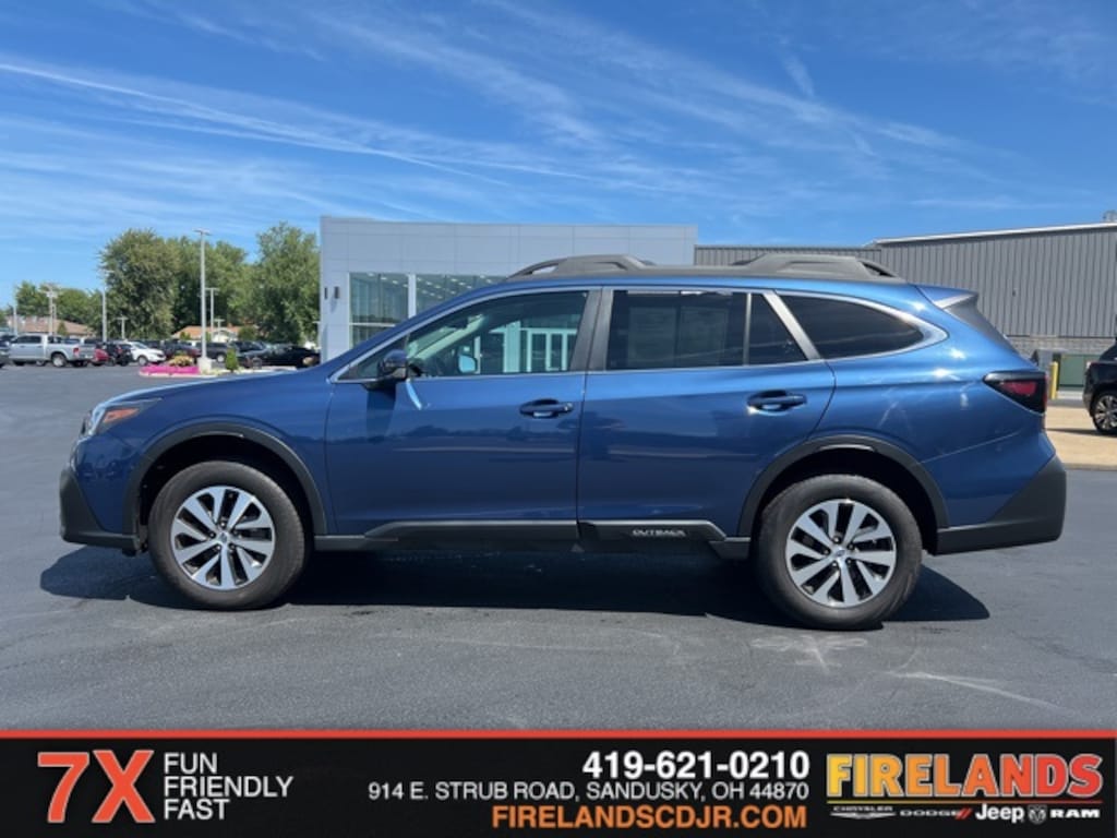 Used 2022 Subaru Outback Premium SUV