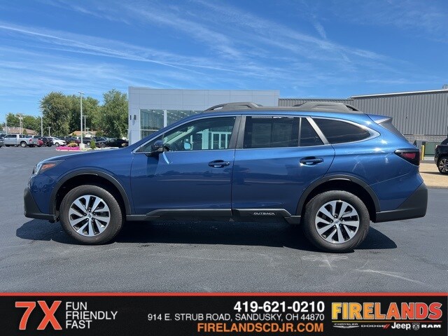 2022 Subaru Outback Premium photo 4