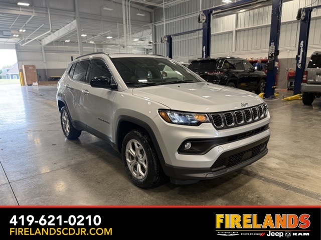 2025 Jeep Compass Latitude's photo