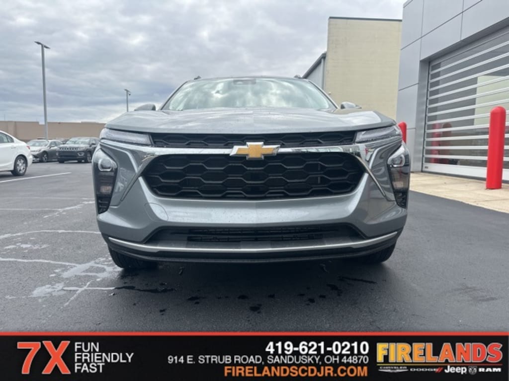 Used 2024 Chevrolet Trax LT SUV