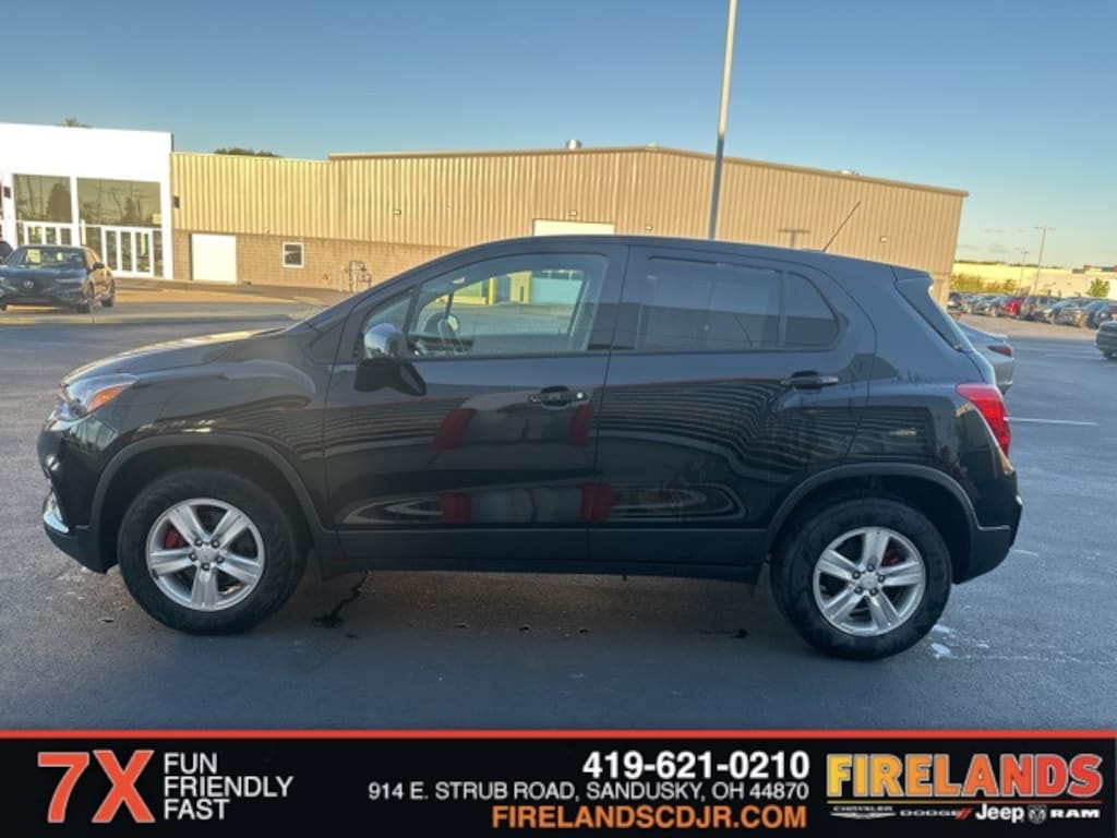 Used 2022 Chevrolet Trax LS SUV