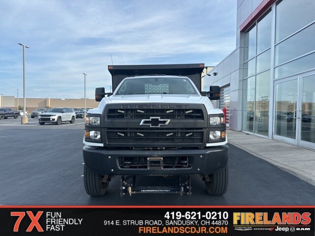 2021 Chevrolet Silverado 6500HD photo 2