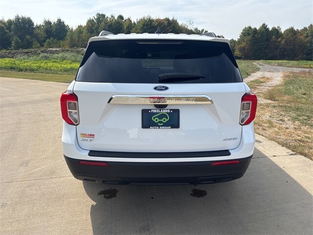 2023 Ford Explorer XLT photo 3