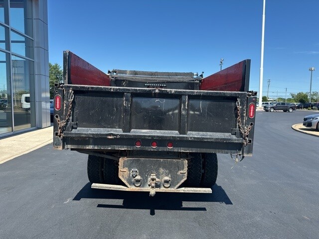 2017 Gmc Sierra Base photo 2