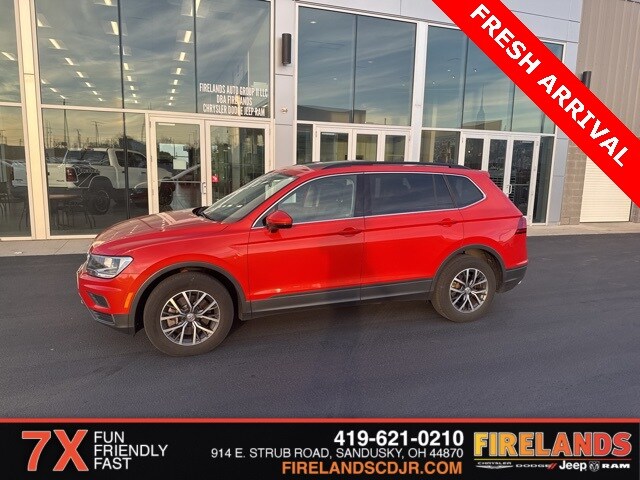 2019 Volkswagen Tiguan SE photo 2
