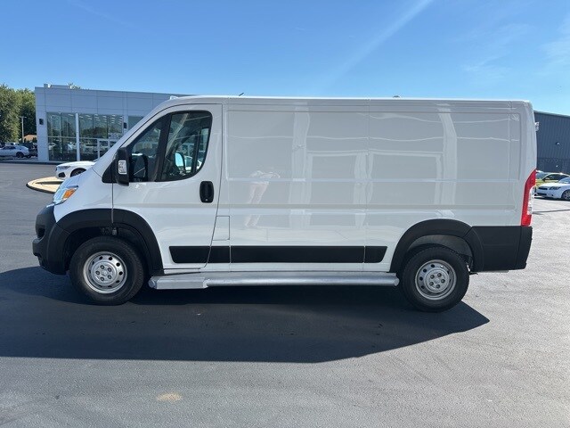 2023 Ram ProMaster 2500 Base Cargo Van photo 3