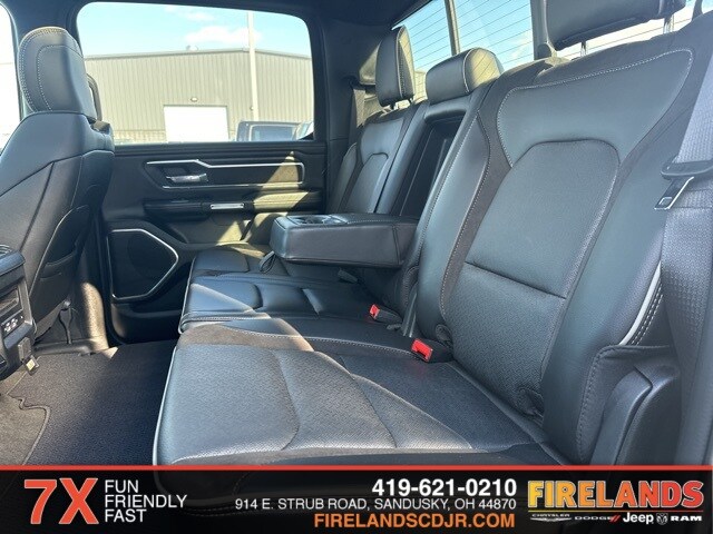 2024 Ram 1500 Laramie photo 3