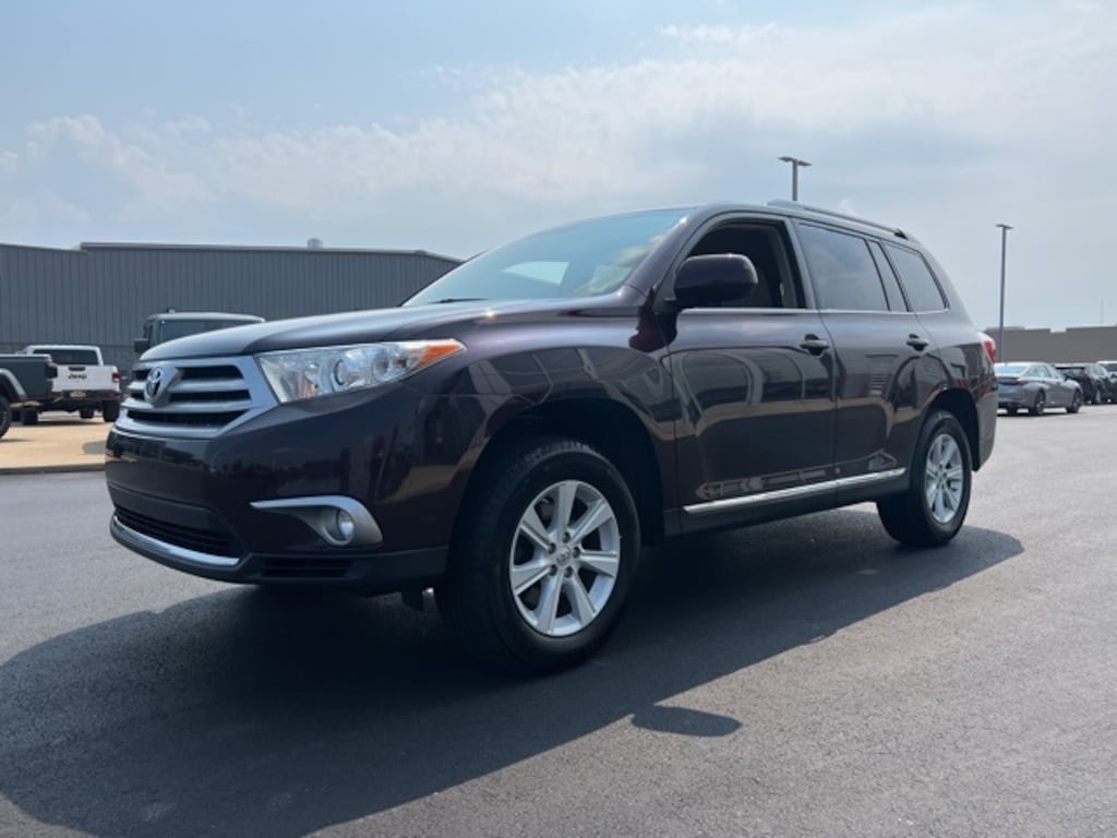 Used 2012 Toyota Highlander V6 FWD SUV