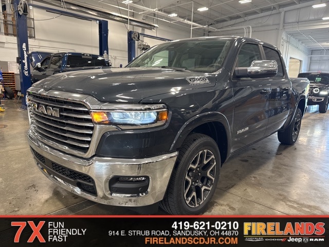 2026 RAM Ram 1500 Pickup Laramie's photo