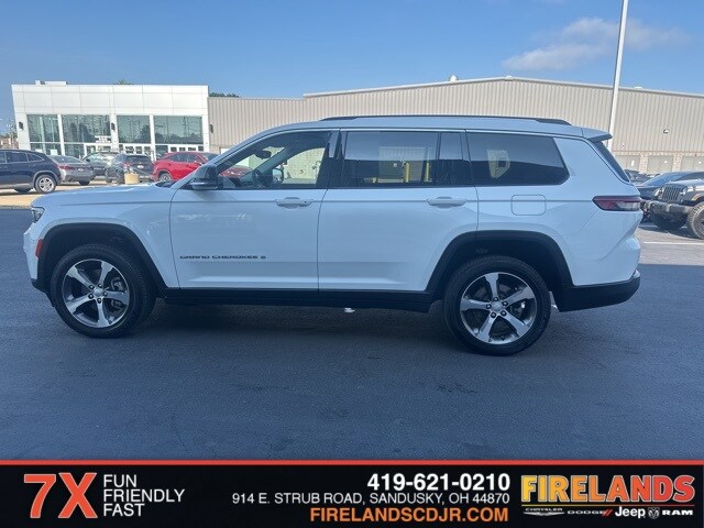 2023 Jeep Grand Cherokee Limited photo 4