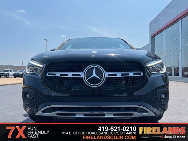2022 Mercedes Benz GLA 250 photo 2