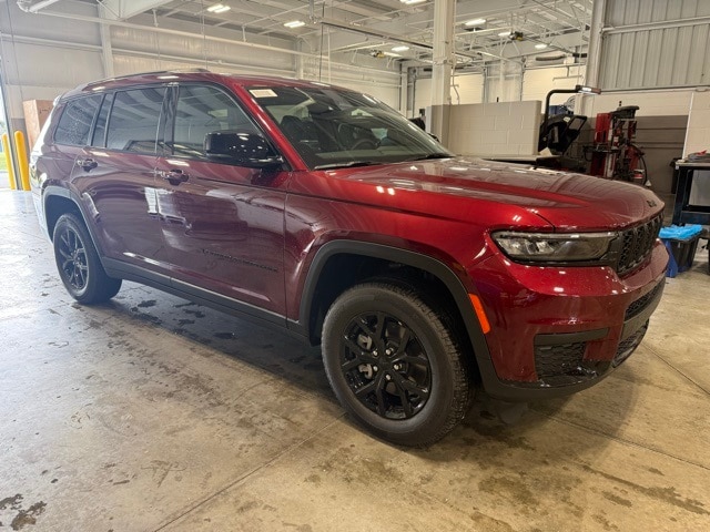 2025 Jeep Grand Cherokee L Altitude's photo