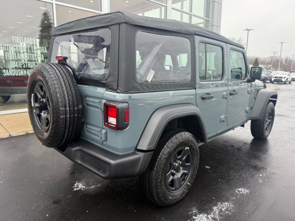 New 2026 Jeep Wrangler Sport Sport Utility