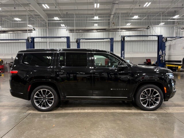 2025 Jeep Wagoneer Series III Limited photo 2