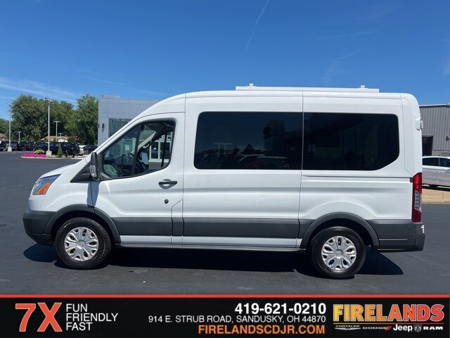 2018 Ford Transit photo 2