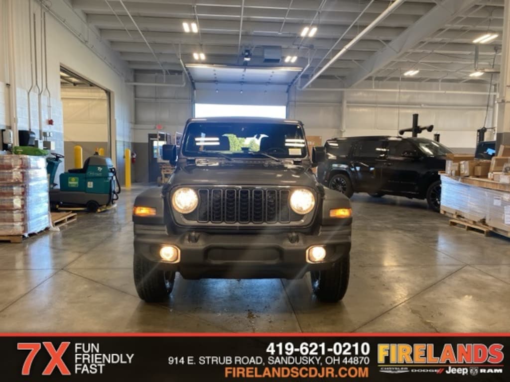 New 2026 Jeep Wrangler Sport Sport Utility