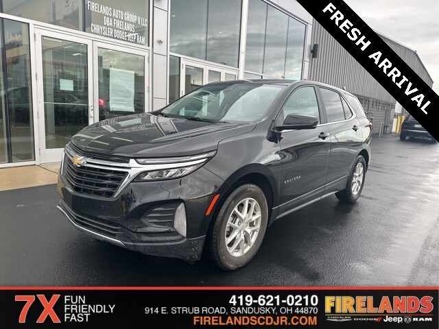 2023 Chevrolet Equinox photo 2
