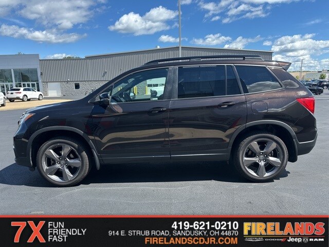2019 Honda Passport Touring photo 2