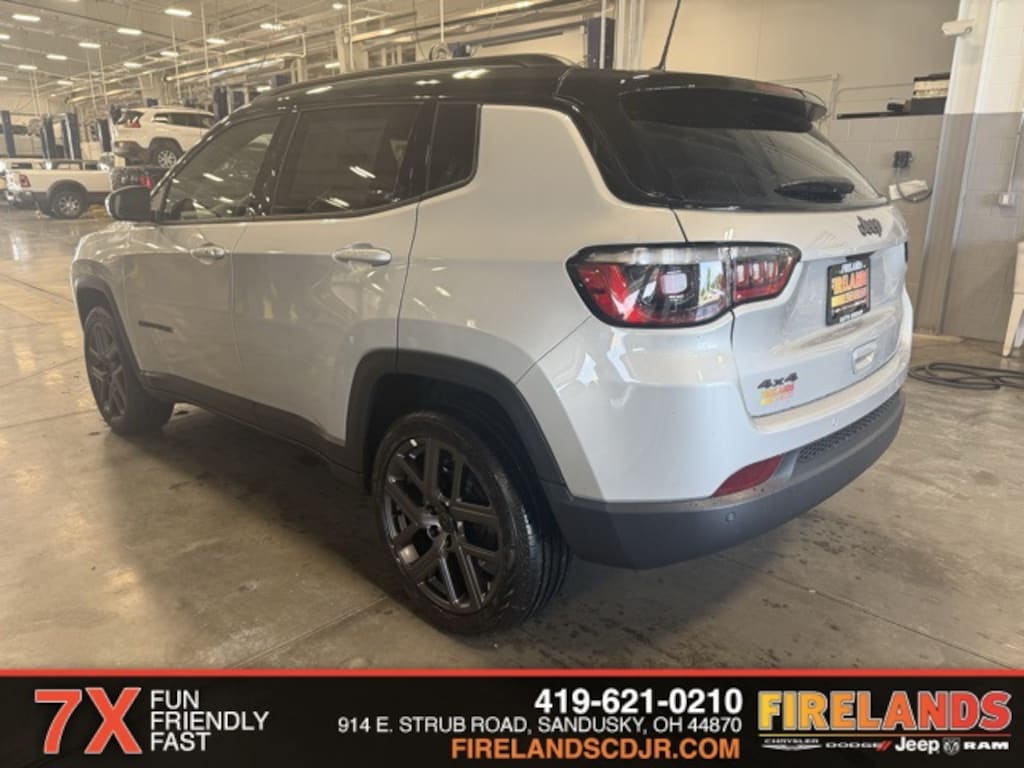 New 2025 Jeep Compass Limited Sport Utility
