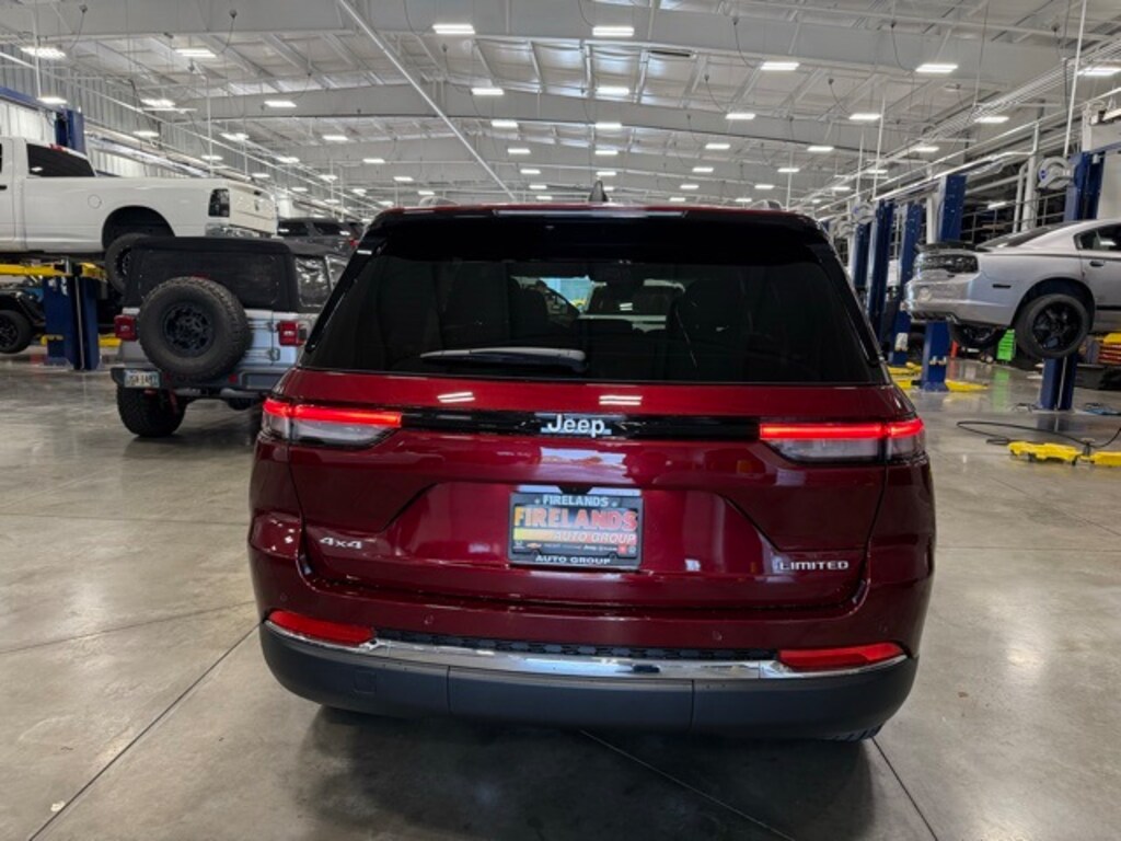 New 2025 Jeep Grand Cherokee Limited Sport Utility
