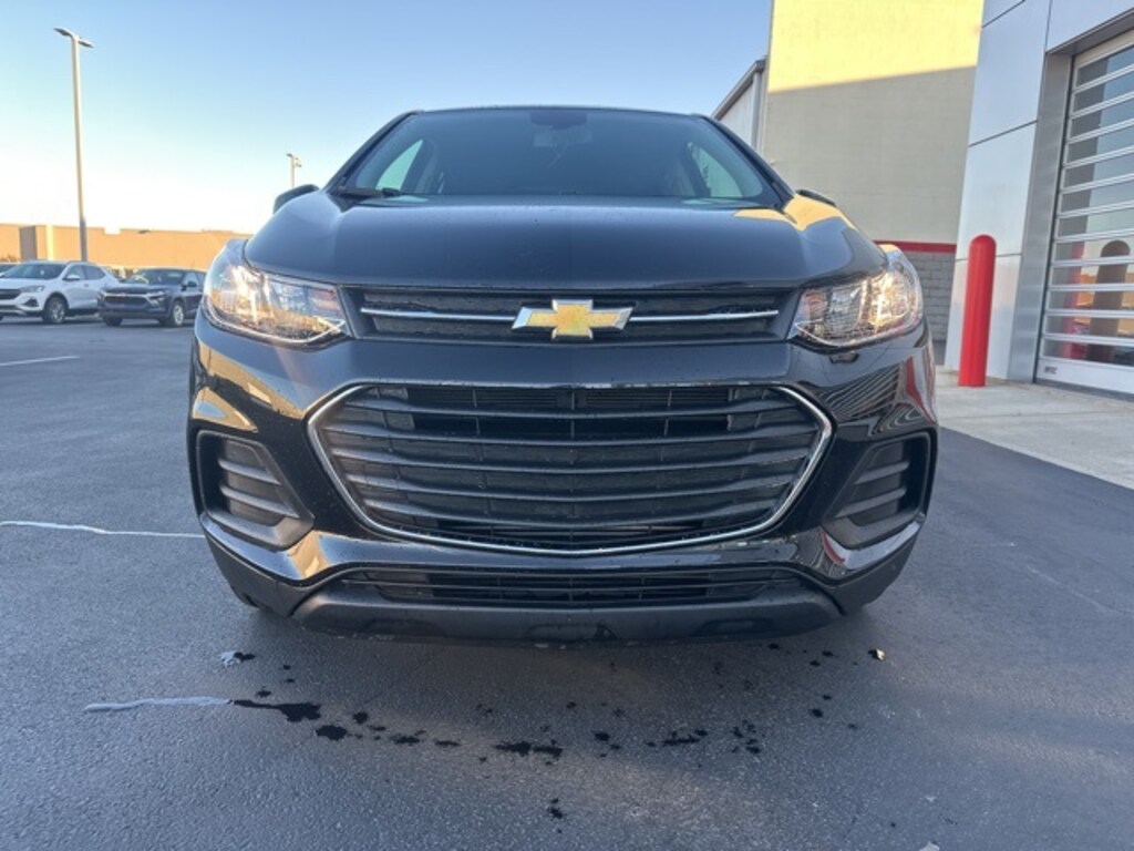 Used 2022 Chevrolet Trax LS SUV