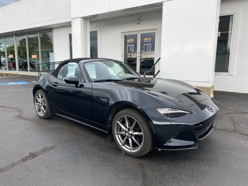 Used 2022 Mazda Mazda MX-5 Miata Grand Touring Convertible