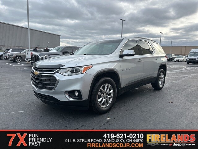 2021 Chevrolet Traverse Cloth 1LT photo 3