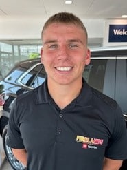 Staff member Pat O'Brien Jr. from e1b685197e55