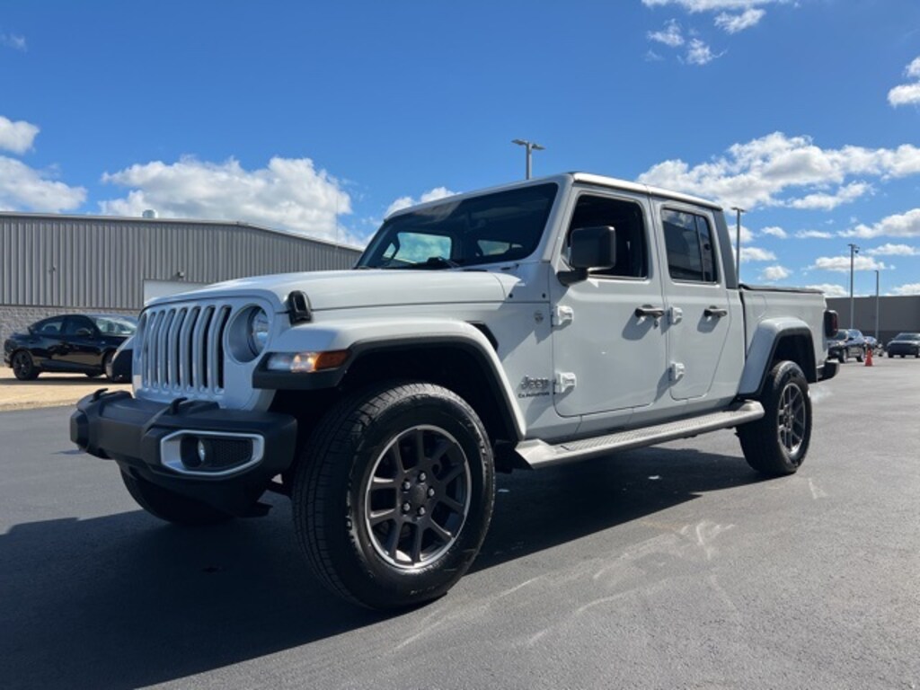 Used 2020 Jeep Gladiator Overland Truck Crew Cab