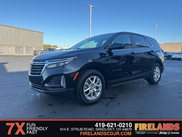 2023 Chevrolet Equinox photo 3