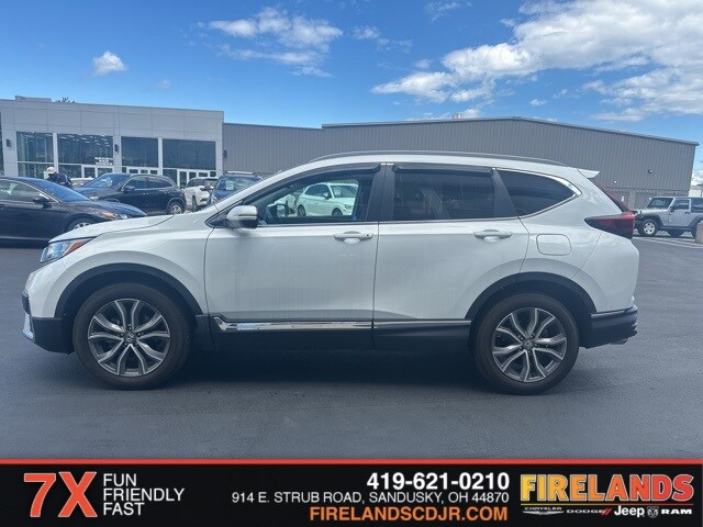 2022 Honda CR-V Touring photo 3