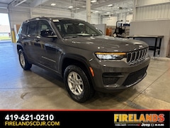 2025 Jeep Grand Cherokee Laredo Sport Utility