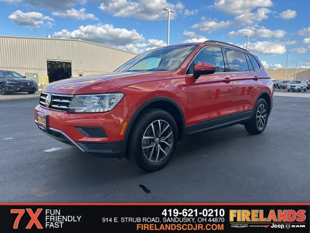 2019 Volkswagen Tiguan SE photo 3