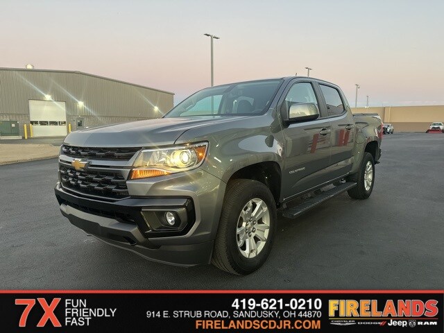 2021 Chevrolet Colorado LT photo 3