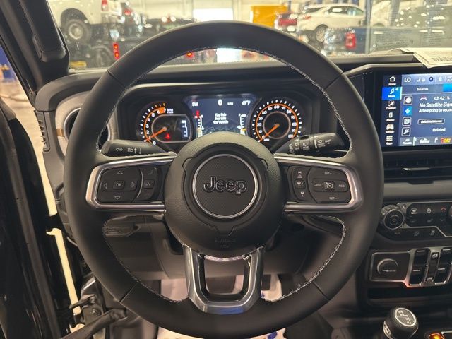 2025 Jeep Wrangler 4-Door Sahara - Photo 20