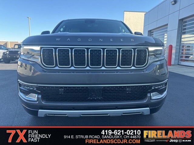 2022 Jeep Wagoneer Series II photo 2