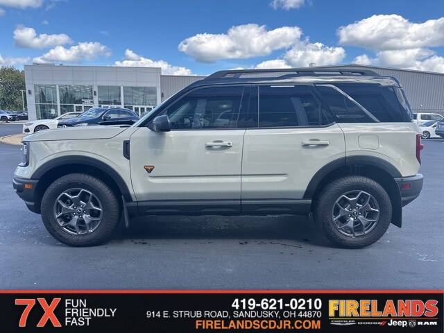 2024 Ford Bronco Sport Badlands photo 2