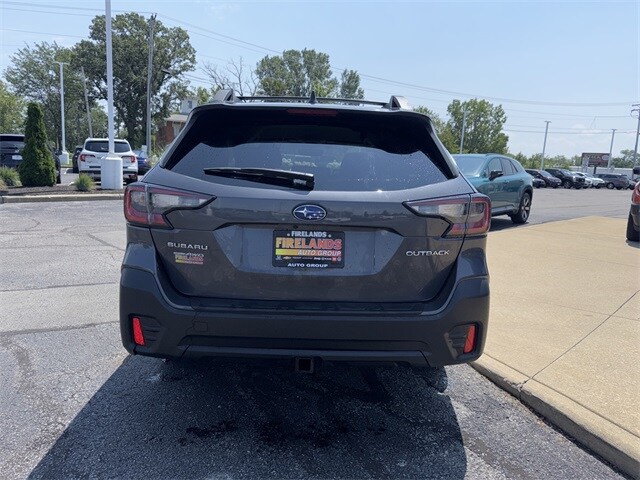 2022 Subaru Outback Premium photo 3