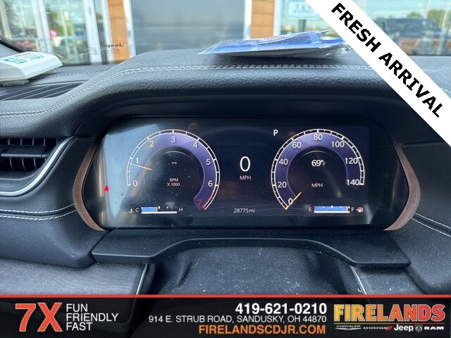 2023 Jeep Grand Cherokee Limited photo 4