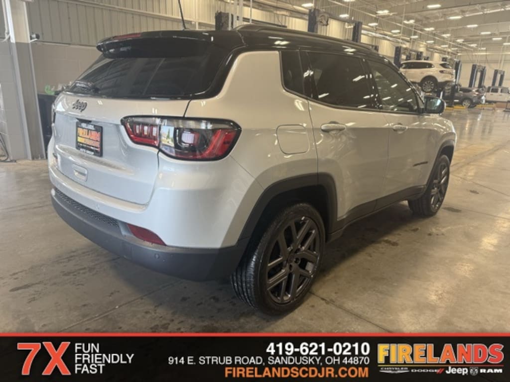 New 2025 Jeep Compass Limited Sport Utility