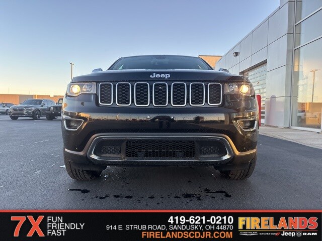2021 Jeep Grand Cherokee Limited photo 2