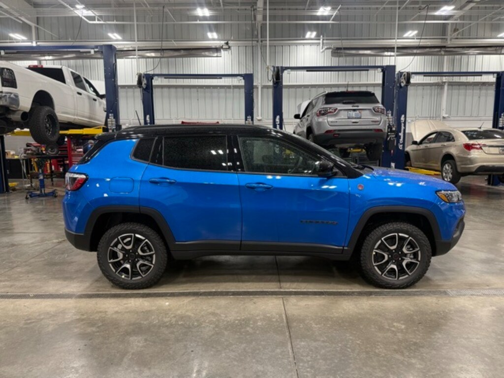 New 2026 Jeep Compass Trailhawk Sport Utility