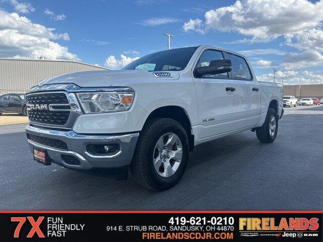 2024 Ram 1500 Big Horn Lone Star photo 3