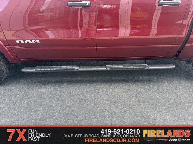 2025 Ram 1500 Big Horn Lone Star photo 4