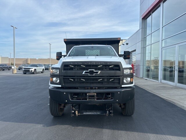 2021 Chevrolet Silverado 6500HD photo 2