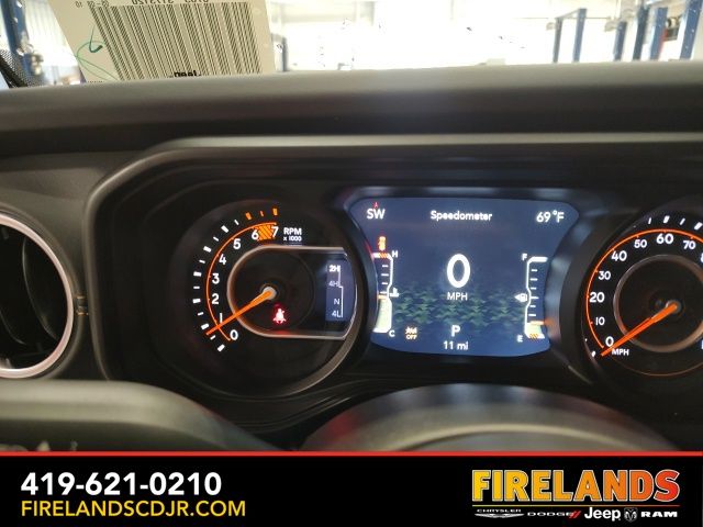 2025 Jeep Wrangler 4-Door Sahara - Photo 13