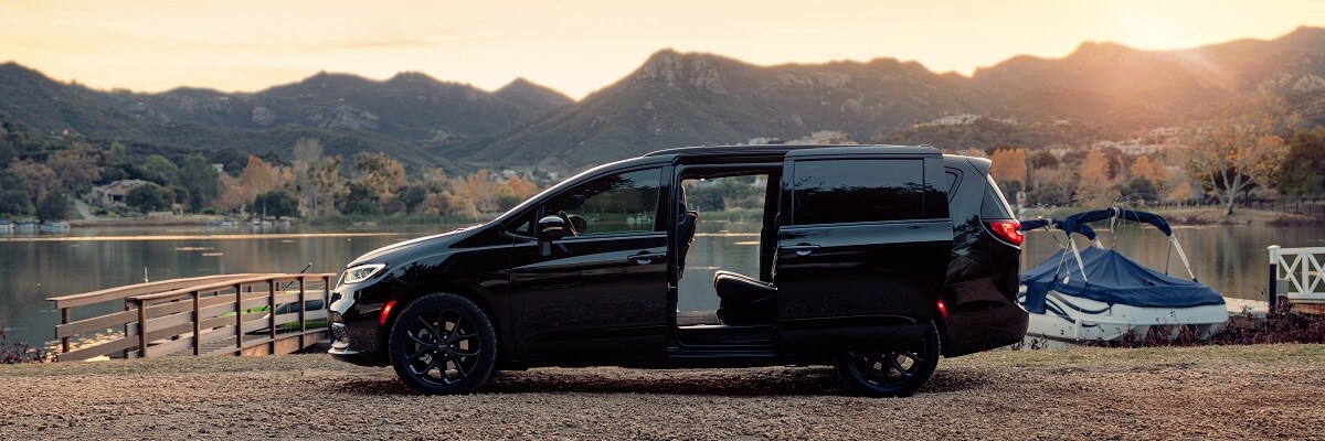 Chrysler Pacifica Van Chrysler Pacifica Exterior
