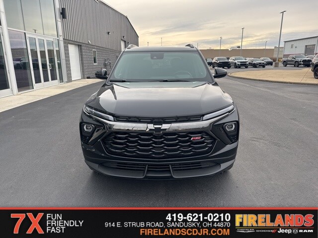 2024 Chevrolet Trailblazer RS photo 2